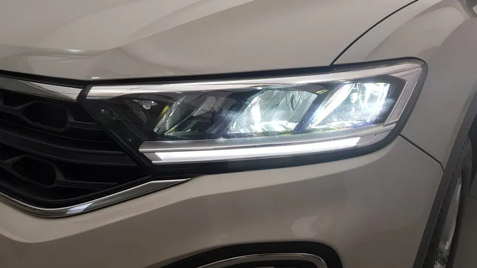 VOLKSWAGEN T-ROC T-ROC 1.5 TSI Life DSG