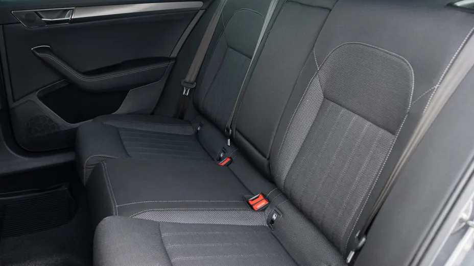 SKODA Superb Superb 2.0 TDI SCR Style DSG