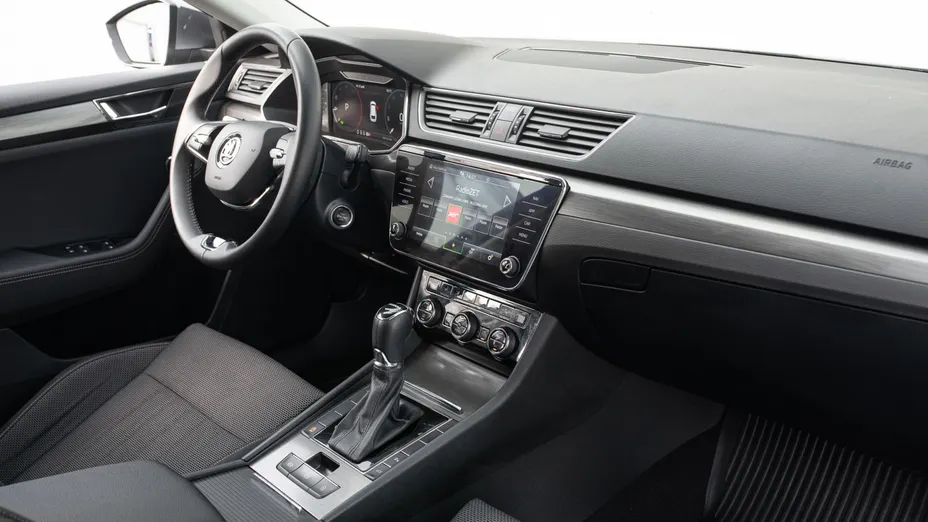 SKODA Superb Superb 2.0 TDI SCR Style DSG