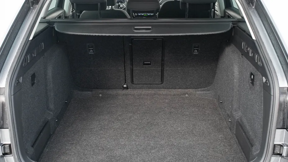 SKODA Superb Superb 2.0 TDI SCR Style DSG