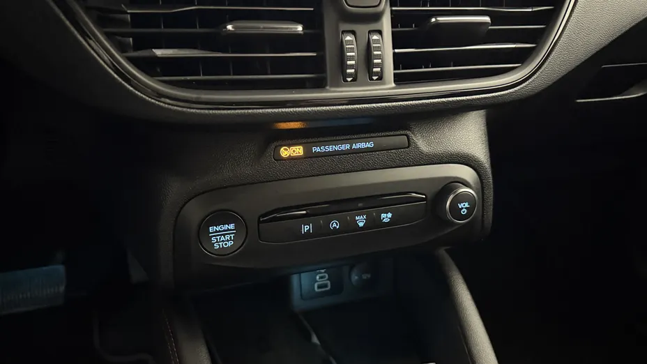 FORD Focus Focus 1.0 EcoBoost mHEV ST-Line X aut