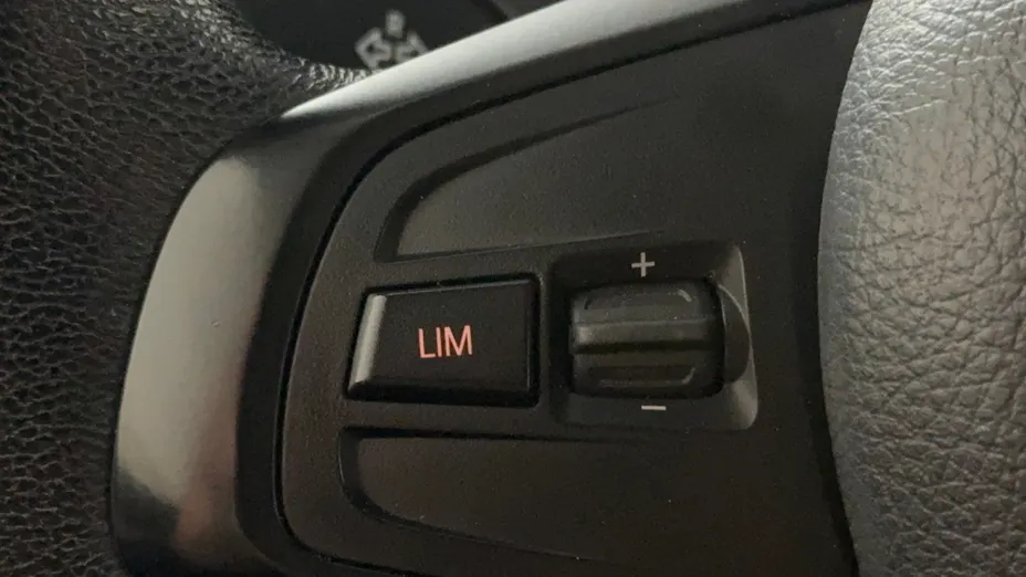 BMW Seria 2 218i GPF aut