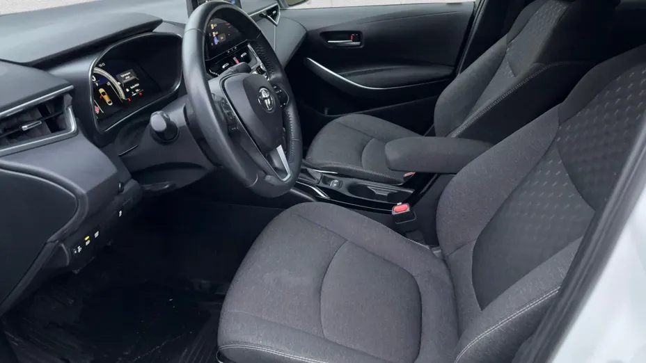 TOYOTA Corolla Corolla 1.8 Hybrid Style