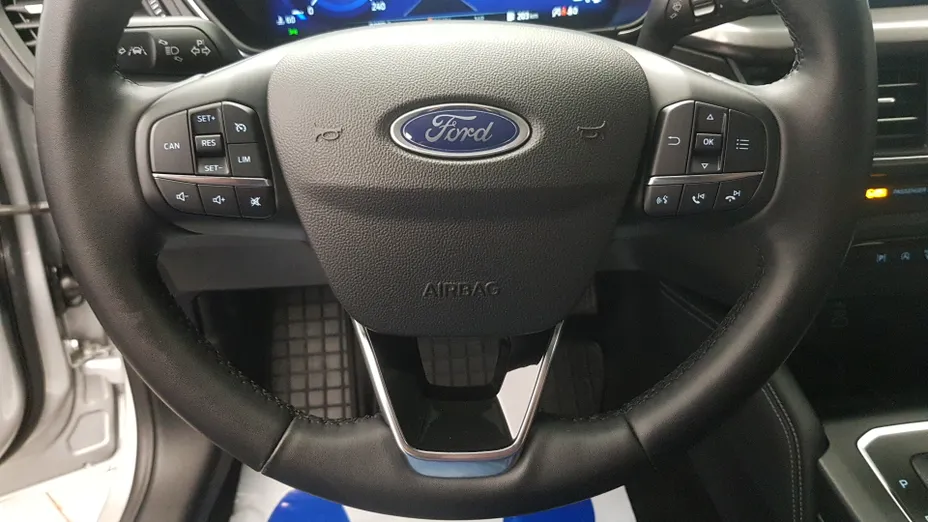 FORD Focus Focus 1.0 EcoBoost mHEV Titanium X aut