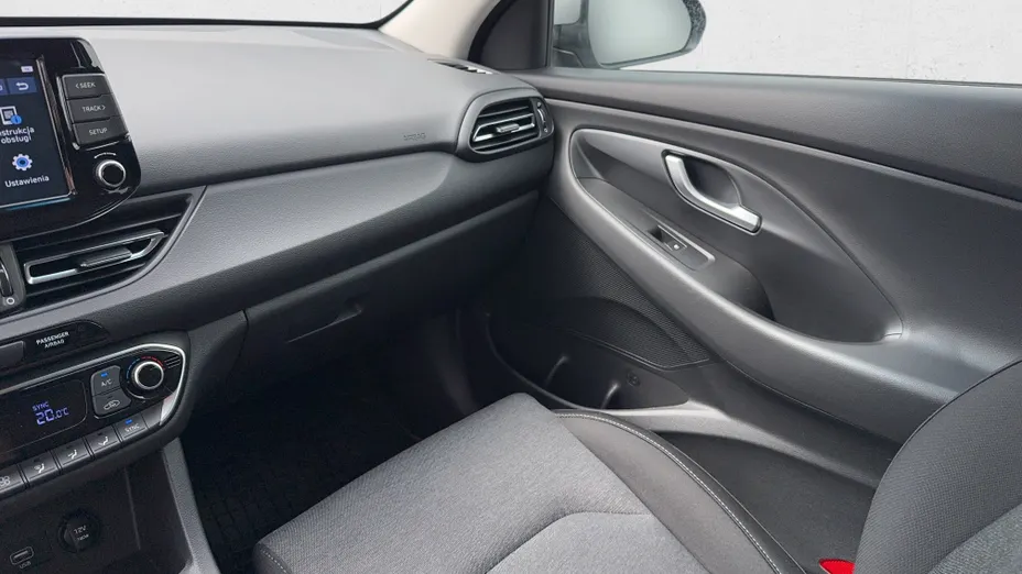 HYUNDAI i30 i30 1.5 DPI Smart