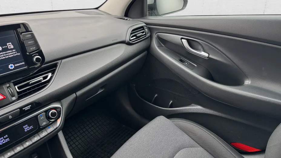 HYUNDAI i30 i30 1.5 DPI Smart