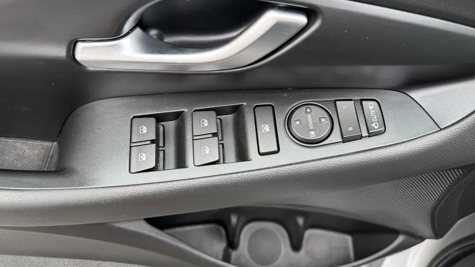 HYUNDAI i30 i30 1.5 DPI Smart