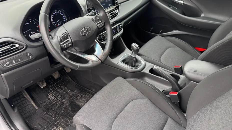 HYUNDAI i30 i30 1.5 DPI Smart