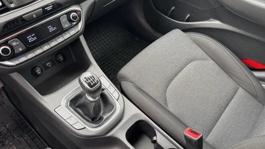HYUNDAI i30 i30 1.5 DPI Smart