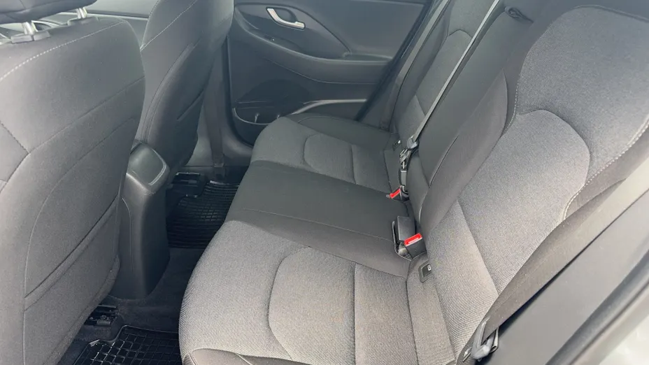 HYUNDAI i30 i30 1.5 DPI Smart