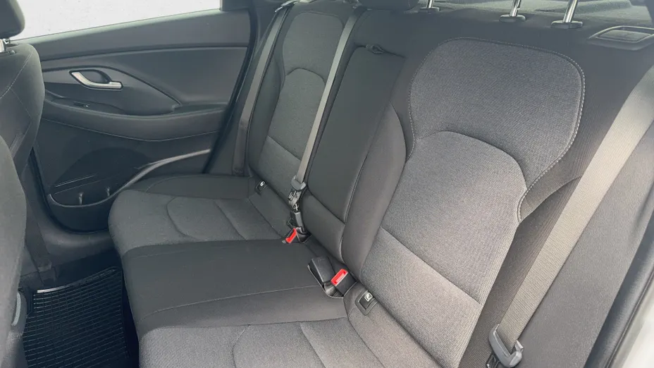 HYUNDAI i30 i30 1.5 DPI Smart
