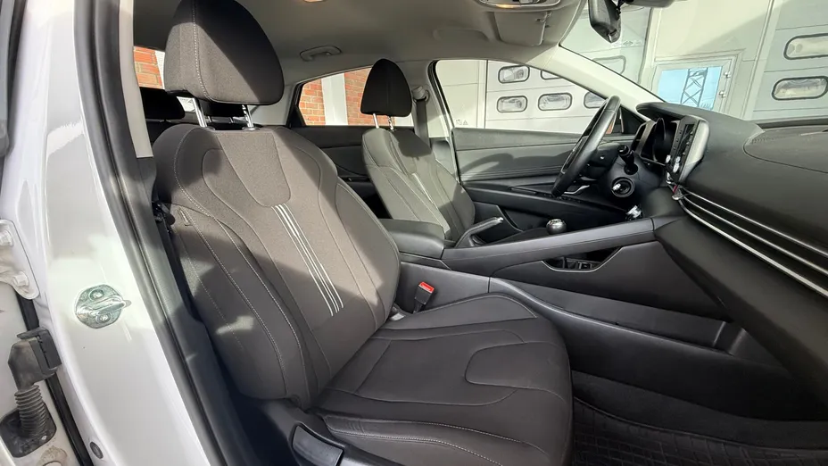 HYUNDAI Elantra Elantra 1.6 Smart