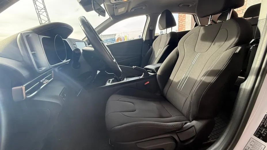 HYUNDAI Elantra Elantra 1.6 Smart