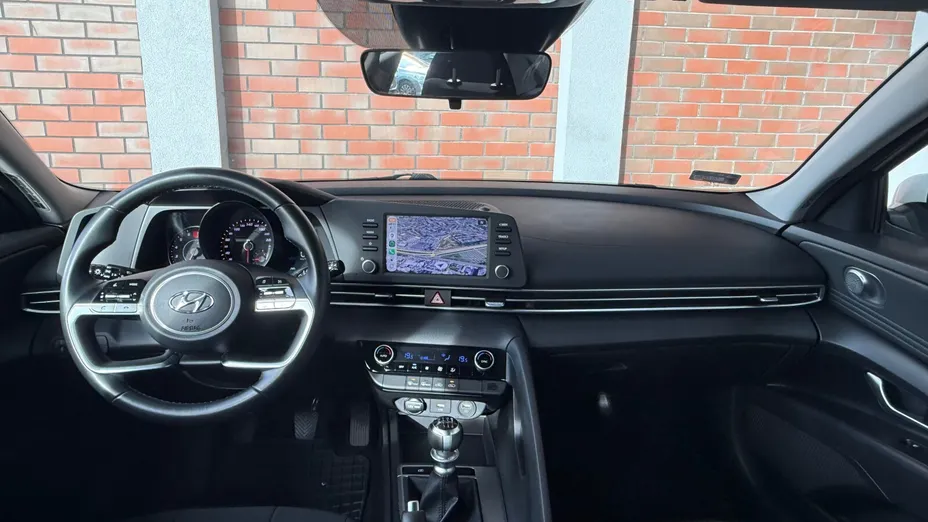 HYUNDAI Elantra Elantra 1.6 Smart