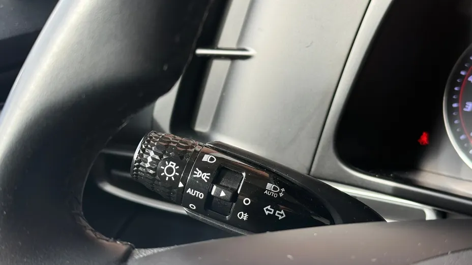 HYUNDAI Elantra Elantra 1.6 Smart