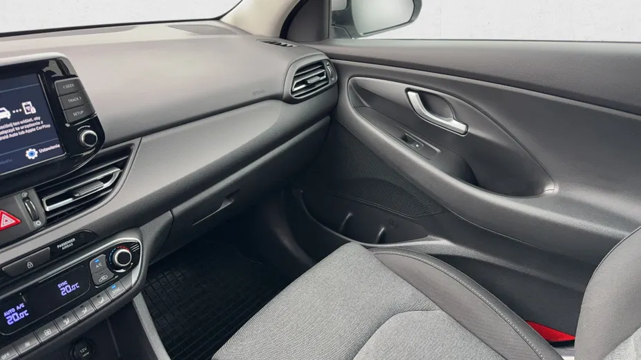 HYUNDAI i30 i30 1.5 DPI Smart