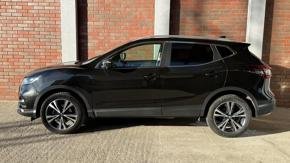 NISSAN Qashqai Qashqai 1.3 DIG-T N-Connecta DCT