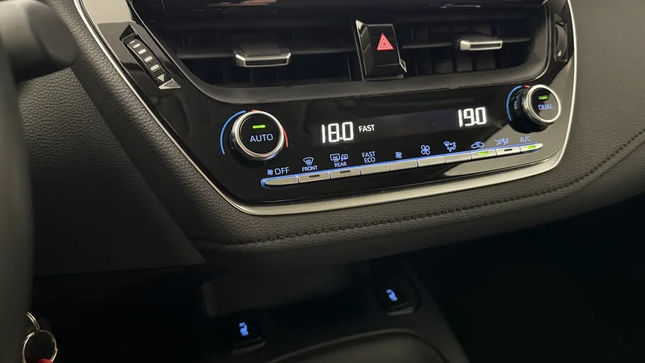 TOYOTA Corolla Corolla 1.5 Comfort