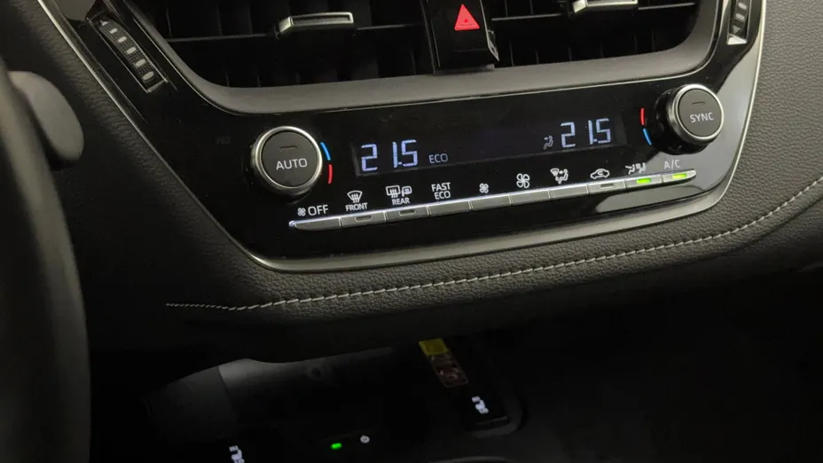 TOYOTA Corolla Corolla 1.8 Hybrid Style