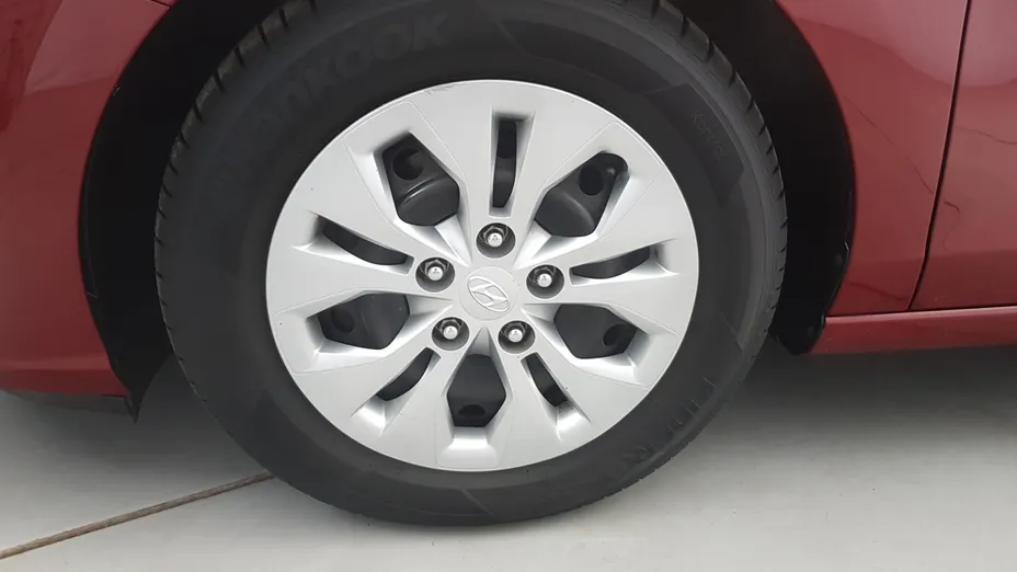 HYUNDAI i30 i30 1.0 T-GDI Classic + DCT