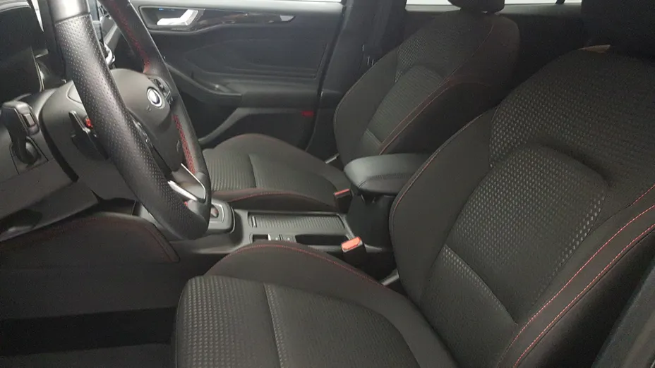 FORD Focus Focus 1.0 EcoBoost mHEV ST-Line X aut