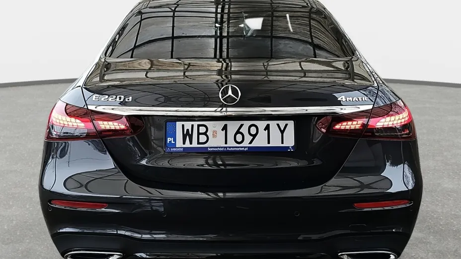 MERCEDES-BENZ E Klasa E 220 d 4-Matic AMG