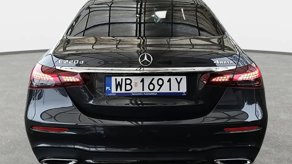 MERCEDES-BENZ E Klasa E 220 d 4-Matic AMG