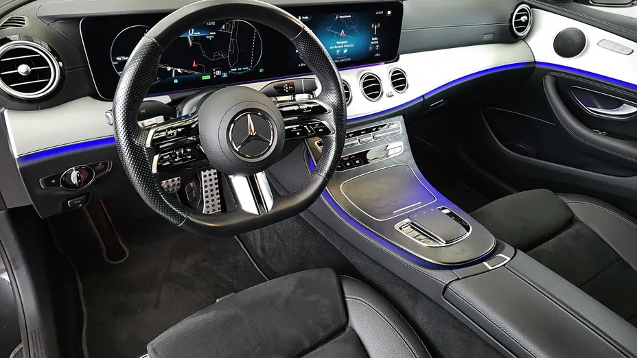 MERCEDES-BENZ E Klasa E 220 d 4-Matic AMG
