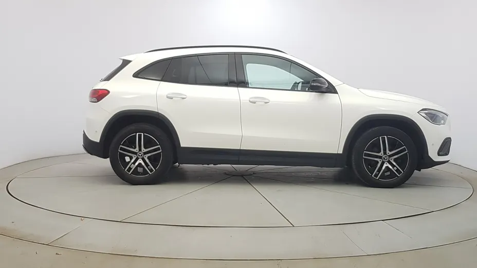 MERCEDES-BENZ GLA GLA 200 d 4-Matic Progressive
