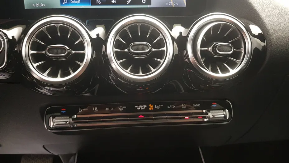 MERCEDES-BENZ GLA GLA 200 d 4-Matic Progressive