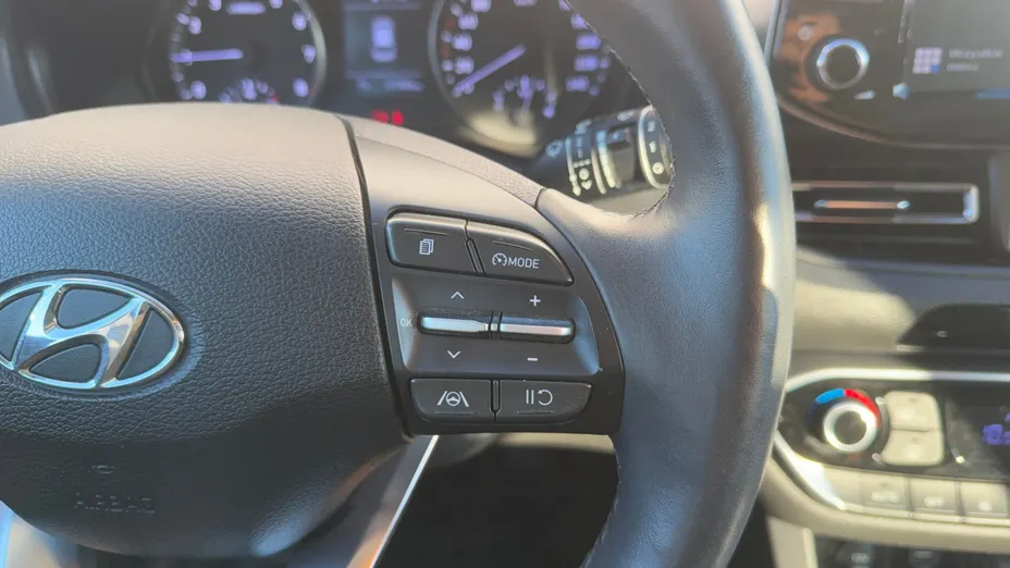 HYUNDAI i30 i30 1.0 T-GDI Smart