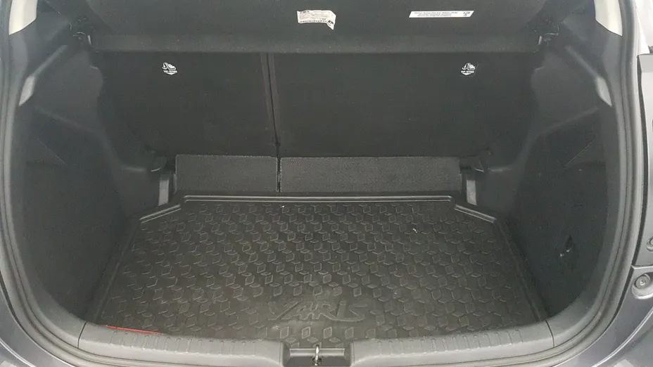 TOYOTA Yaris Yaris Hybrid 1.5 Comfort