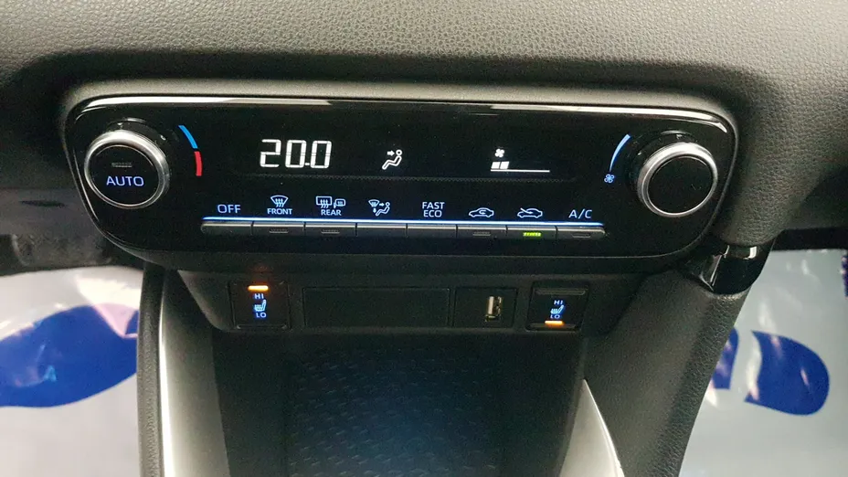 TOYOTA Yaris Yaris Hybrid 1.5 Comfort