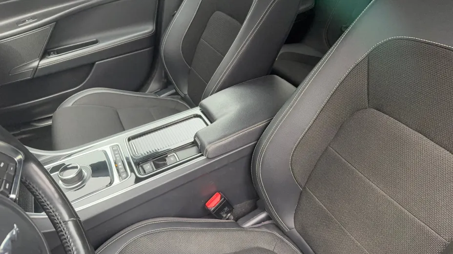 JAGUAR XE XE 2.0 T R-Sport aut