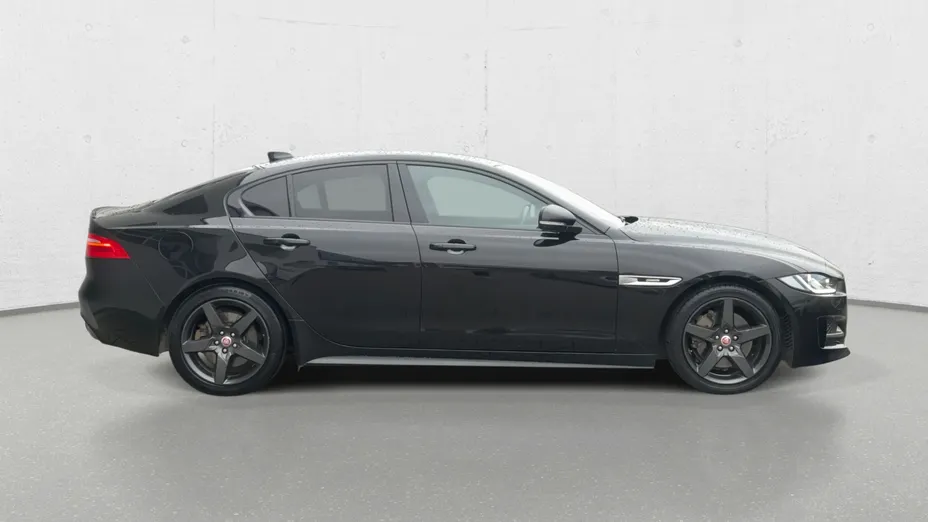 JAGUAR XE XE 2.0 T R-Sport aut