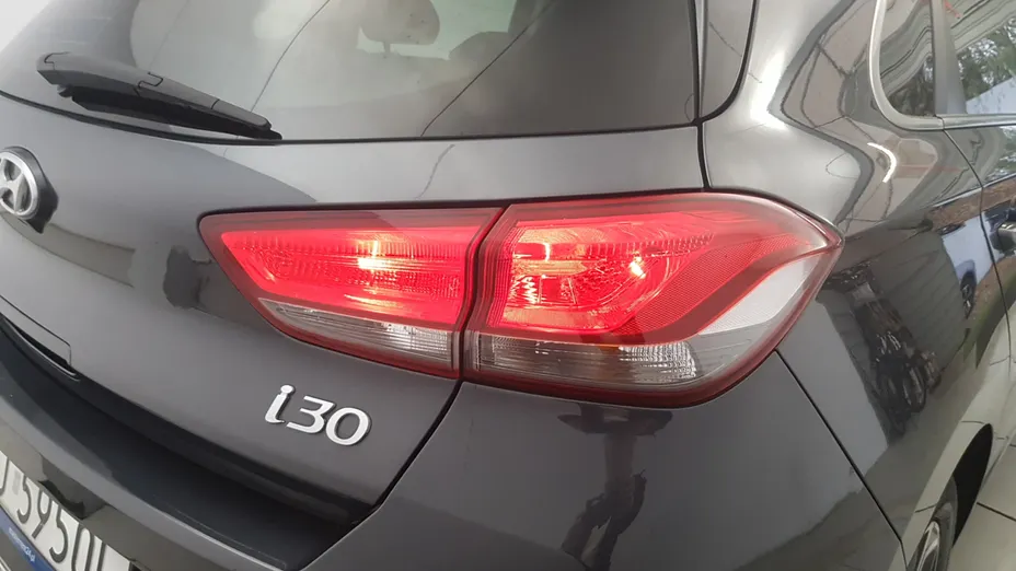 HYUNDAI i30 i30 1.0 T-GDI Smart