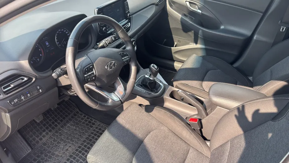 HYUNDAI i30 i30 1.0 T-GDI Smart