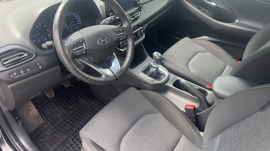 HYUNDAI i30 i30 1.0 T-GDI Smart
