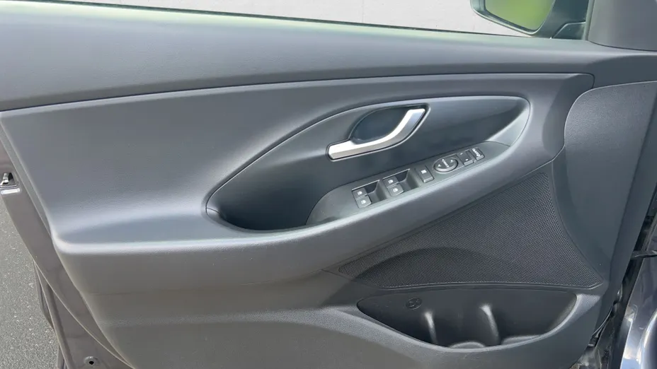HYUNDAI i30 i30 1.0 T-GDI Smart