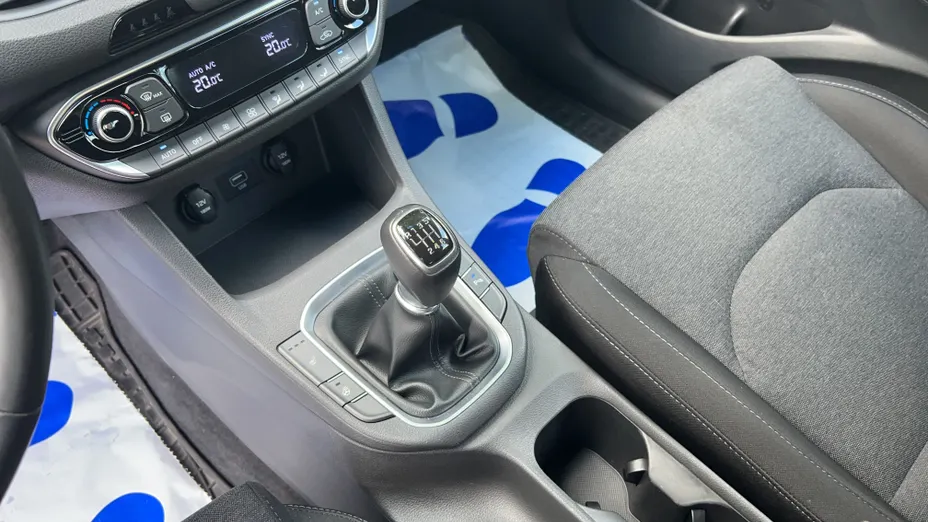HYUNDAI i30 i30 1.0 T-GDI Smart