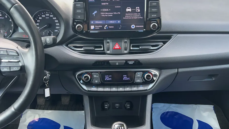 HYUNDAI i30 i30 1.0 T-GDI Smart