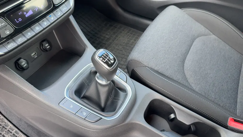 HYUNDAI i30 i30 1.0 T-GDI Smart