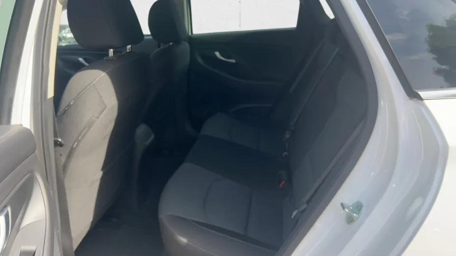 HYUNDAI i30 i30 1.0 T-GDI Smart