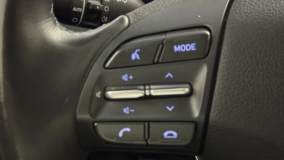 HYUNDAI i30 i30 1.0 T-GDI Smart