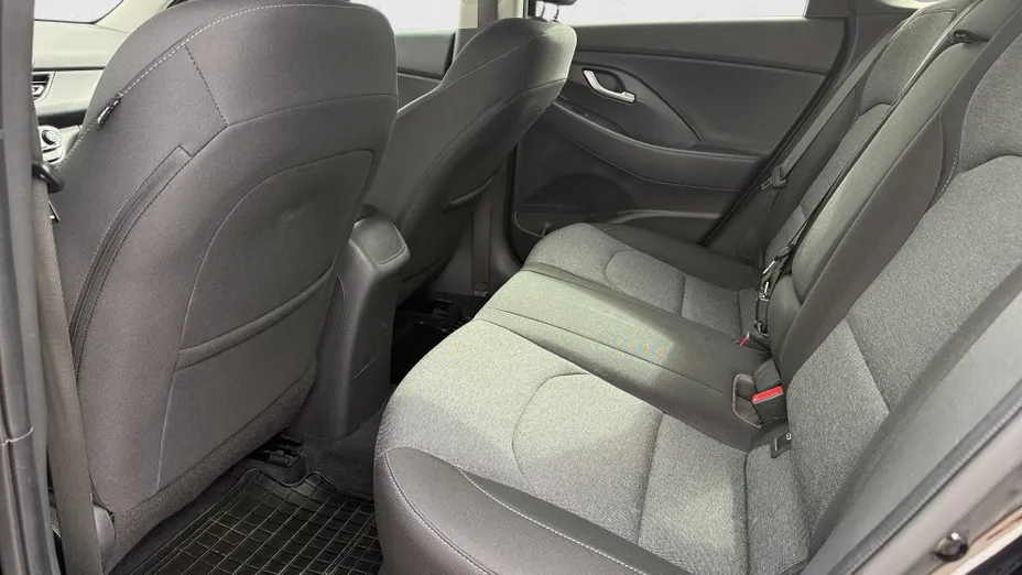 HYUNDAI i30 i30 1.0 T-GDI Smart