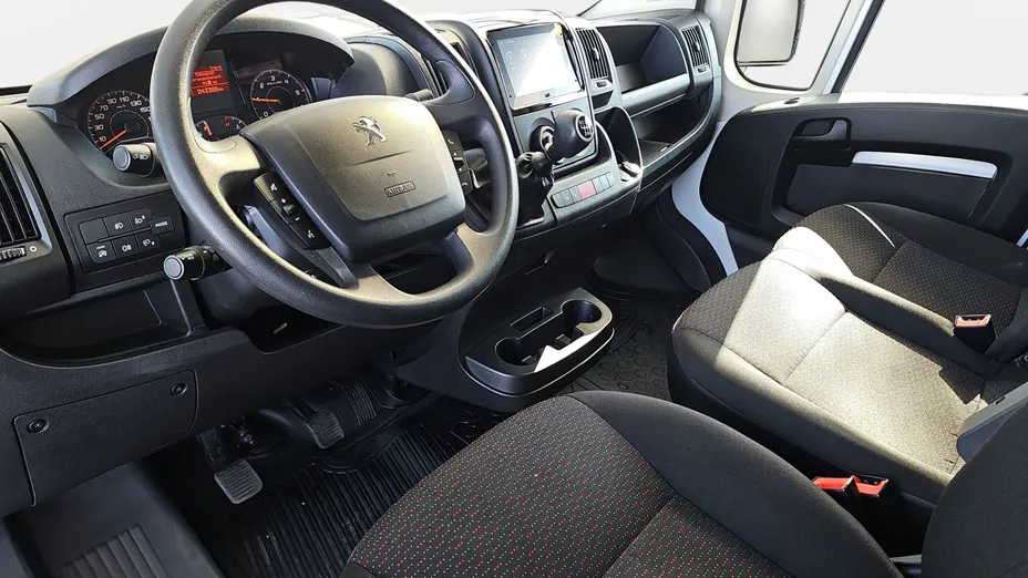 PEUGEOT Boxer Boxer 435 BlueHDi L3H2