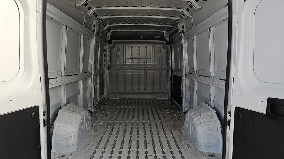 PEUGEOT Boxer Boxer 435 BlueHDi L3H2