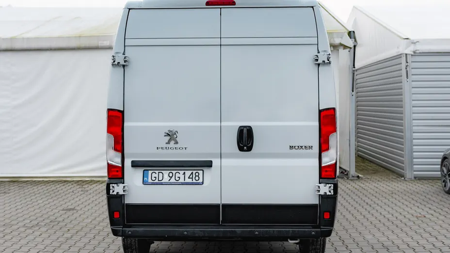 PEUGEOT Boxer Boxer 435 BlueHDi L3H2