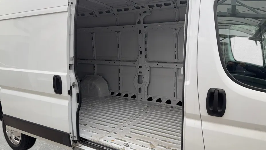 PEUGEOT Boxer Boxer 435 BlueHDi L3H2