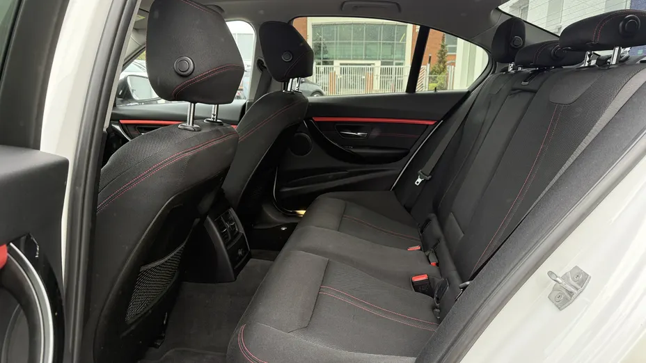 BMW Seria 3 320d xDrive Sport Line aut